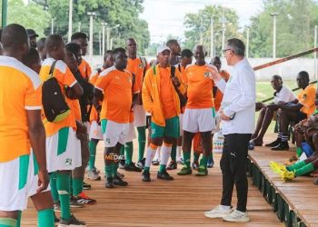 La Fédération Ivoirienne de Football (FIF), à travers la Direction Technique Nationale (DTN), poursuit son engagement en faveur du développement du football de base