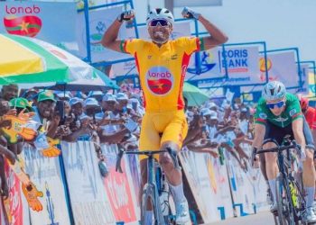 Tour du Faso 2025 : À 2 étapes de la fin, Paul Daumont conserve solidement le maillot jaune après sa victoire à Zorgho