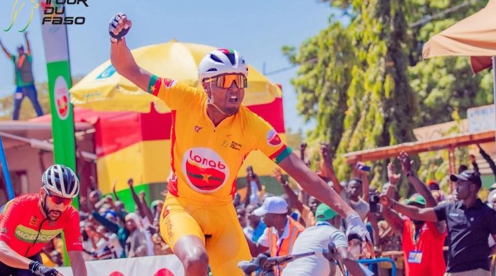 Le Burkinabè Paul Daumont a remporté, ce mardi 28 octobre 2025, la 5e étape du Tour du Faso entre Gaoua et Dano