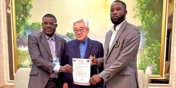 Le champion olympique ivoirien Cheick Cissé vient d’ajouter une nouvelle distinction à son impressionnant parcours sportif. L’athlète a été officiellement nommé Ambassadeur du Taekwondo congolais par Maître Thomas Moutala