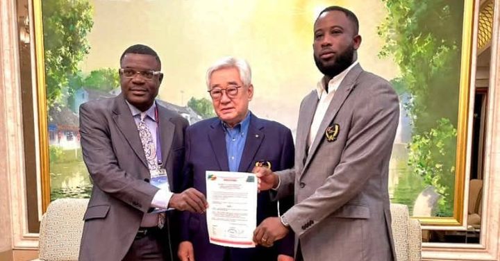 Le champion olympique ivoirien Cheick Cissé vient d’ajouter une nouvelle distinction à son impressionnant parcours sportif. L’athlète a été officiellement nommé Ambassadeur du Taekwondo congolais par Maître Thomas Moutala