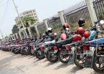 Le gouvernement congolais a annoncé la suspension immédiate de l’importation des machettes et des motos de toutes catégories sur l’ensemble du territoire national