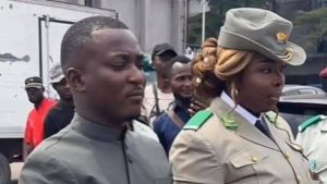 L'adjudante Sarah Ebabi et son époux