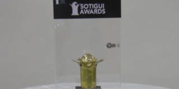 Sotigui Awards 2025 : Le dramaturge et comédien malien, Kerfa le fou reçoit un Sotigui d’honneur pour ses 30 ans de carrière