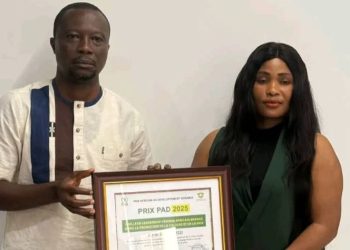 Elvire Kissi, consacrée Meilleur Leadership Féminin Africain 2025 pour son engagement dans la promotion de la culture et de la paix