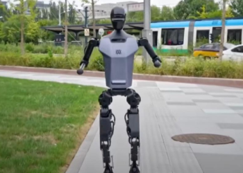 Le robot humanoïde AgiBot A2