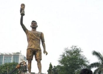 Calcutta : Une statue géante de Lionel Messi dévoilée, mais les fans se divisent