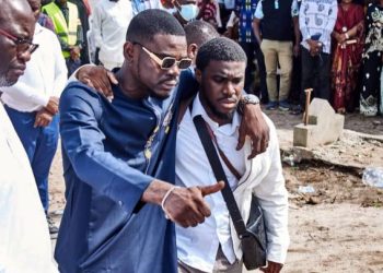 Côte d’Ivoire : Le père d’Ariel Sheney inhumé au cimetière de Koumassi