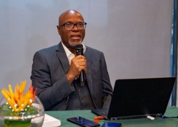 L’auteur Henri Omplou