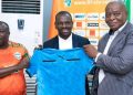 La grande famille de l’arbitrage ivoirien a rendu un vibrant hommage à l’arbitre international Kpan Clément