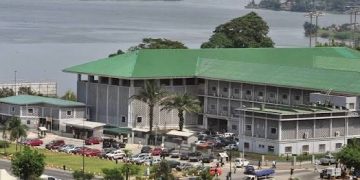 le Procureur de la République a requis cinq ans de prison ferme contre trois jeunes brouteurs