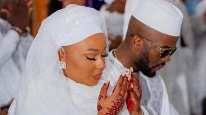 « Si le mari quitte l’islam, le mariage est suspendu immédiatement » : la sortie musclée d’un imam après le choix religieux de Kerozen