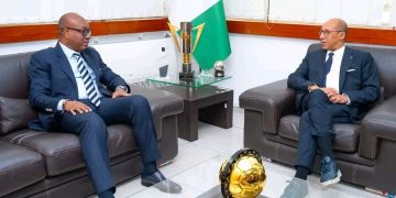 Le président de la FIF, Yacine Idriss Diallo, a reçu en audience ce samedi 14 mars 2026 à Abidjan une délégation de la FFF conduite par son président, Philippe Diallo