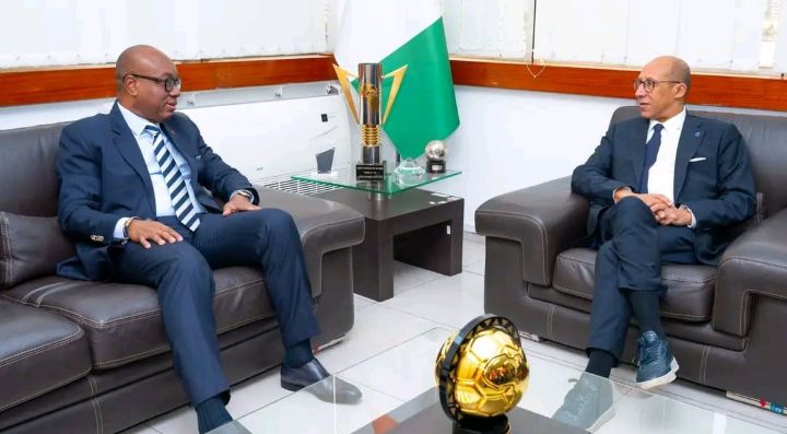 Le président de la FIF, Yacine Idriss Diallo, a reçu en audience ce samedi 14 mars 2026 à Abidjan une délégation de la FFF conduite par son président, Philippe Diallo