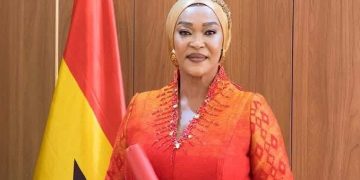 Kalsoume Sinare