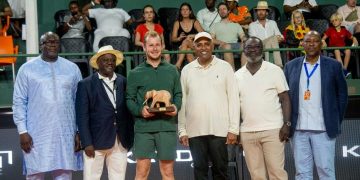 Le joueur belge Gauthier Onclin y a confirmé son excellente forme en remportant le trophée, signant ainsi un doublé remarquable après sa victoire au Challenger 50 dans le cadre du Côte d’Ivoire Tennis Open