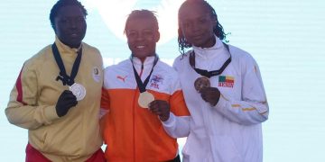 La Côte d’Ivoire s’illustre brillamment sur la scène continentale de la lutte de plage. À l’occasion des Championnats d’Afrique de beach wrestling