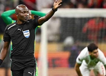 l’AS FAR a officiellement saisi la Confédération africaine de football pour contester la désignation de l’arbitre congolais