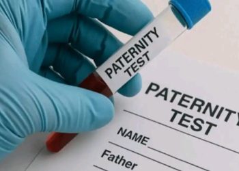 Le Ghana pourrait bientôt devenir l’un des premiers pays africains à instaurer une vérification génétique systématique de la paternité dès la naissance
