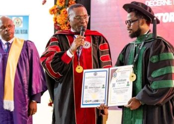 Elévation du Emmanuel Atebi au rang de Docteur Honoris Causa en Divinité