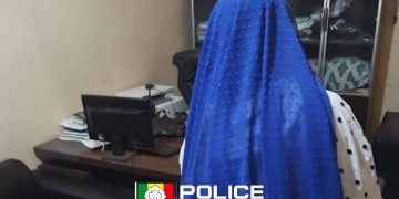 Une femme soupçonnée d’avoir grièvement brûlé son époux