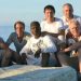 César Anot, musicien, chanteur, auteur-compositeur et ancien membre du mythique groupe Woya, revient sur le devant de la scène avec un nouveau single