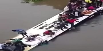 Un car de transport chute dans le fleuve Bafing