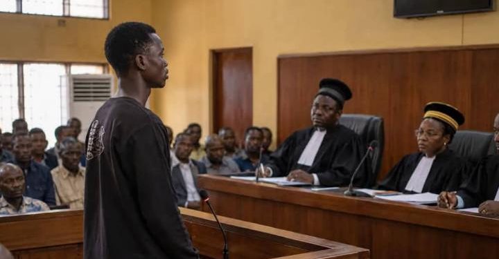 Un jeune jardinier et un voyant comparaissaient mardi 7 juillet 2026 devant la Chambre correctionnelle du Tribunal de grande instance (TGI) de Bobo-Dioulasso pour une affaire de vol